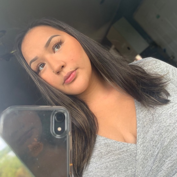 Meet your Posher, Dayna - Picture 1 of 1